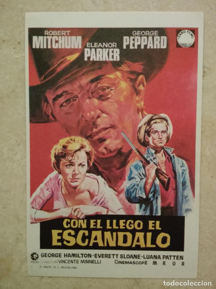 Cine: IMPRESO SENCILLO -9*13- CON EL LLEGO EL ESCANDALO - ALBUM - ROBERT MITCHUM - ELEANOR PARKER