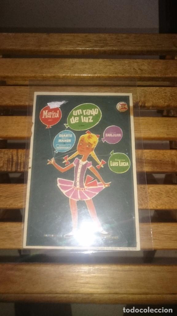 Cine: programa de cine simple marisol en un rayo de luz con publicidad - Foto 1