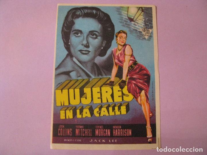  Flyers Publicitaires de films Anciens: FOLLETO DE MANO. CINE. MUJERES EN LA CALLE. 14X10 CM.