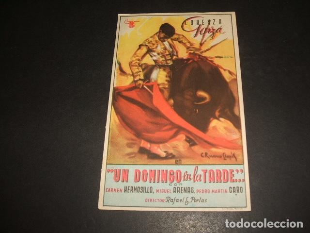 Cine: UN DOMINGO EN LA TARDE PROGRAMA DE MANO - Foto 1