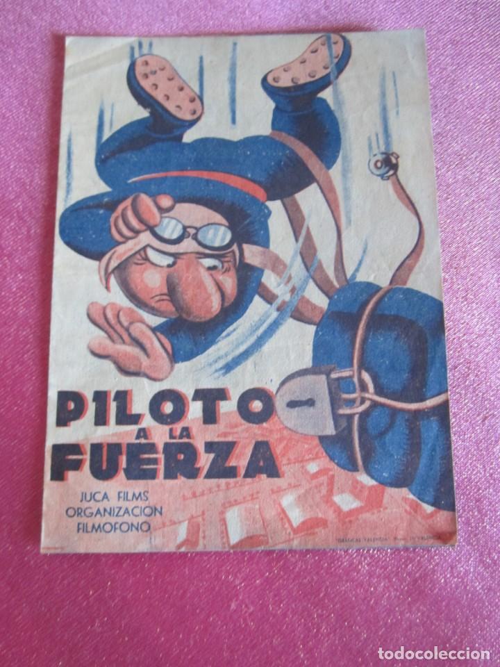 Cine: PILOTO A LA FUERZA  PROGRAMA DE CINE DOBLE - Foto 1