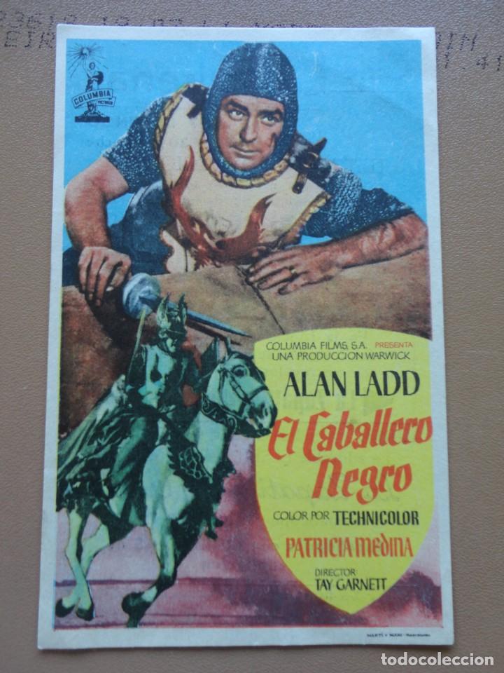 Cine: EL CABALLERO NEGRO - - Foto 1