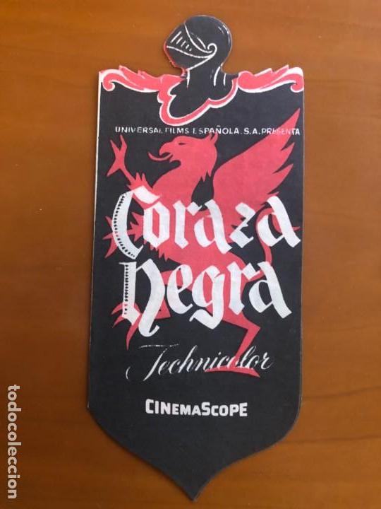 Cine: coraza negra nuevo con publicidad - Foto 1