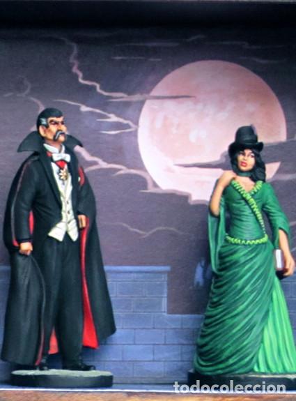 Cine: Dracula vitrina castillo con figuras - Foto 6
