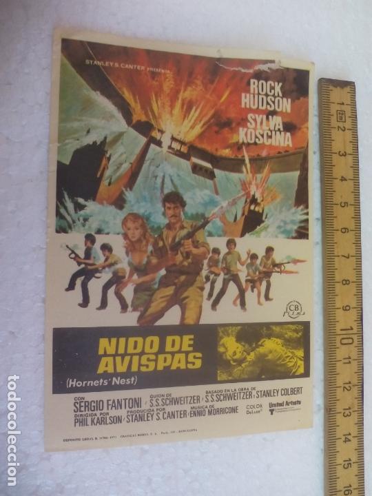 Cine: NIDO DE AVISPAS. Folleto de mano, programa de cine. - Foto 1