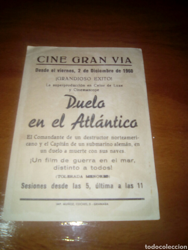 Cine: Duelo en el Atl&aacute;ntico. Programa de mano con publicidad. - Foto 2