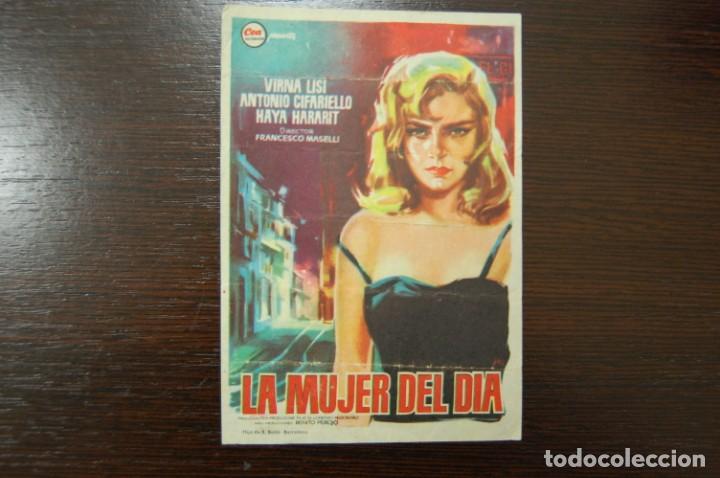 Cine: LA MUJER DEL DIA - Foto 1