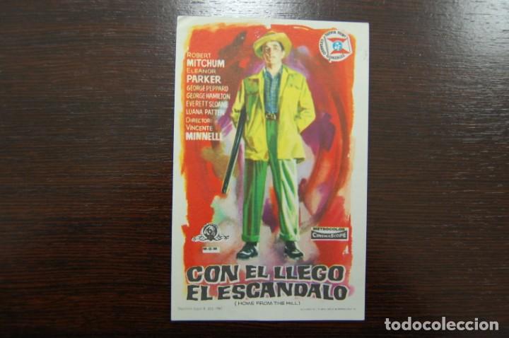 Cine: CON EL LLEG&Oacute; EL ESC&Aacute;NDALO - Foto 1