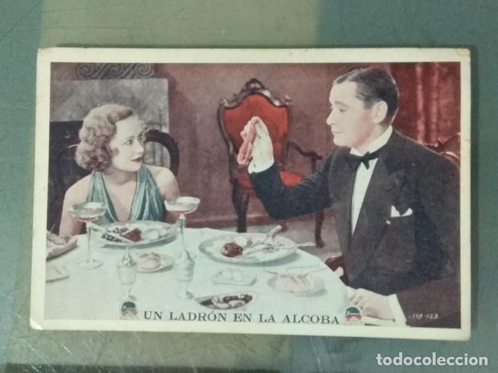 Cine: UN LADR&Oacute;N EN LA ALCOBA - CONJUNTO DE 3 PROGRAMAS TARJETA - Foto 2