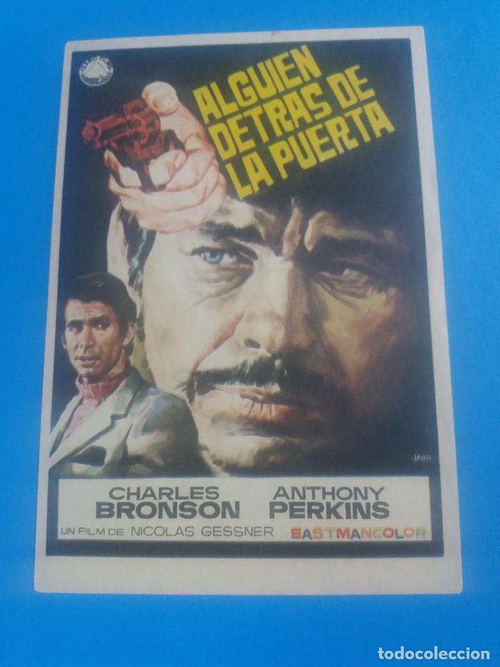 Cine: Alguien detras de la puerta - Foto 1