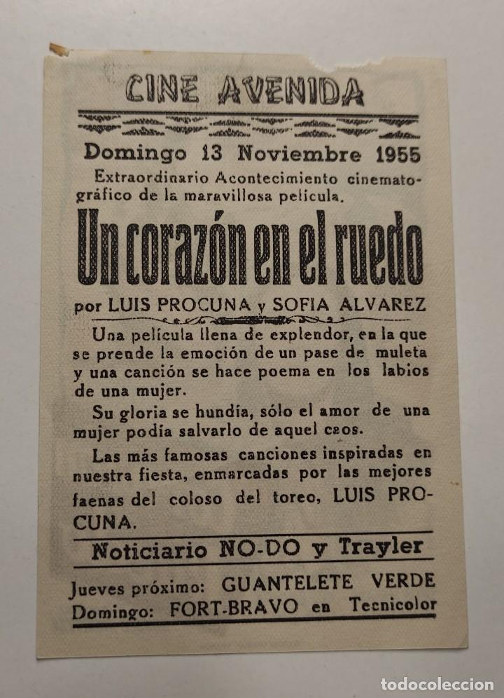 Cine: PROGRAMA DE CINE FOLLETO , CINE AVENIDA , UN CORAZON EN EL RUEDO - Foto 2