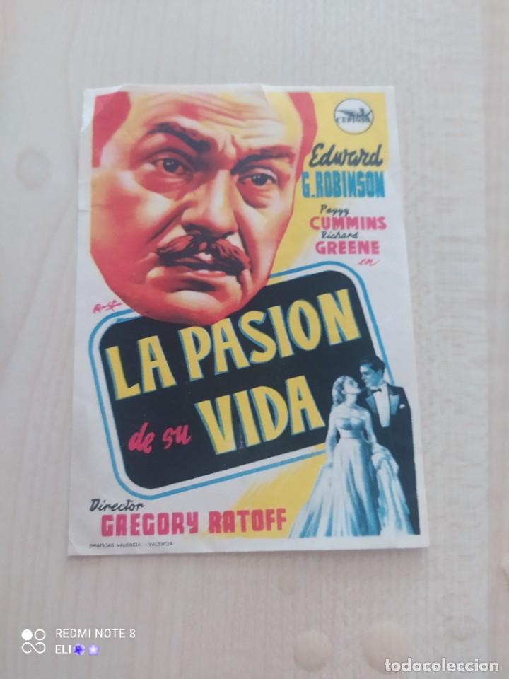 Cine: ESTAMOS LIQUIDANDO. folleto de mano LA PASION DE SU VIDA