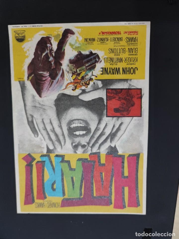 Cine: folleto de mano HATAR John Wayne , 1963 - Foto 1