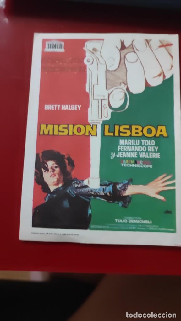  Flyers Publicitaires de films Anciens: folleto de mano MISION LISBOA , Brett Halsey ,