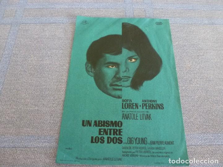 Cine: (BTA)PROGRAMA CINE CON PUBLICIDAD-UN ABISMO ENTRE LOS DOS - Foto 1