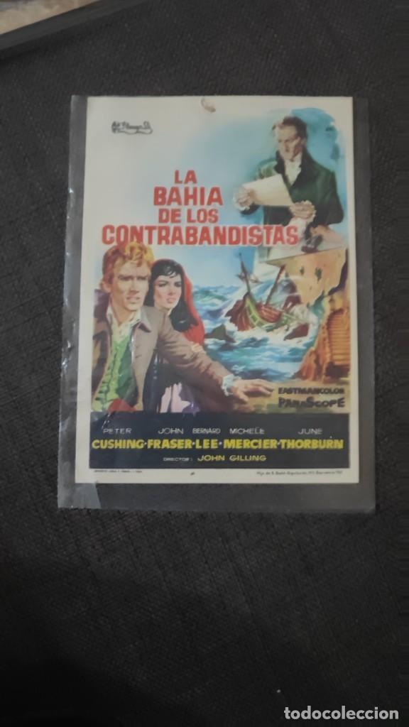 Cine: folleto de mano LA BAHIA DE LOS CONTRABANDISTAS , Peter Cushing , 1962 REF 138