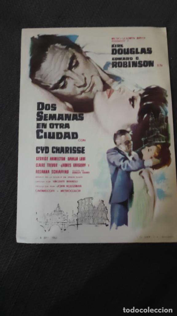 Cine: ESTAMOS LIQUIDANDO. folleto de mano DOS SEMANAS EN OTRA CIUDAD , Kirk Douglas , 1963 , ref 94