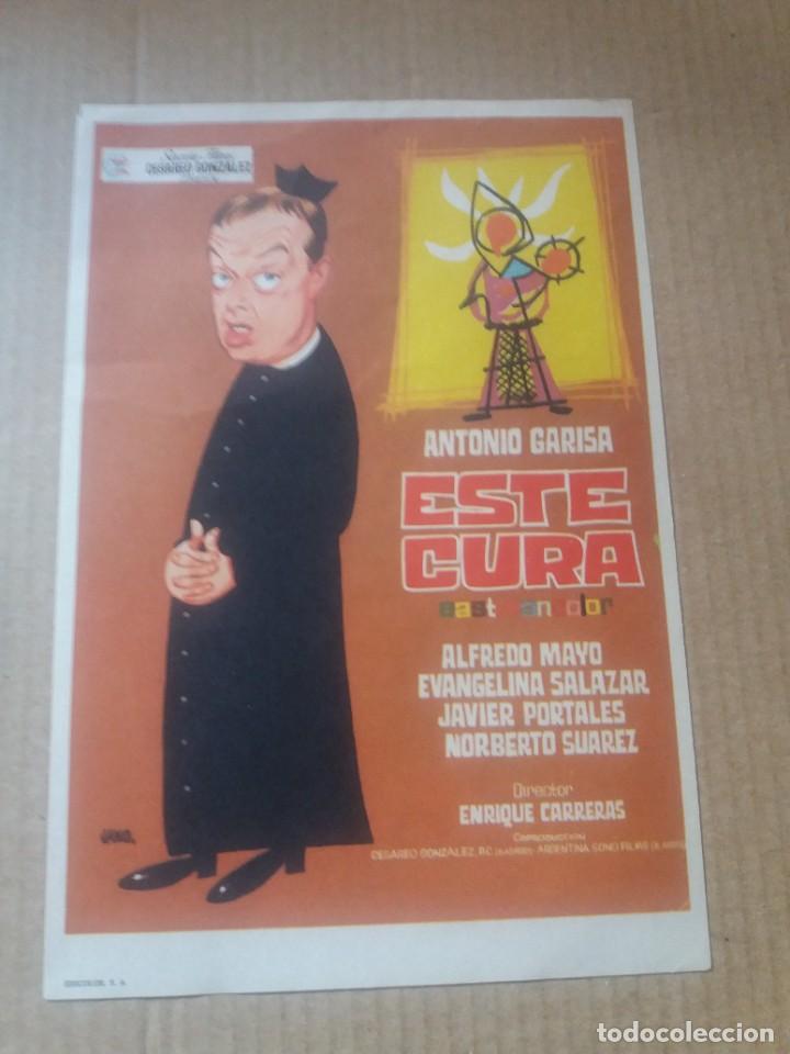 Cine: Este cura - Foto 1