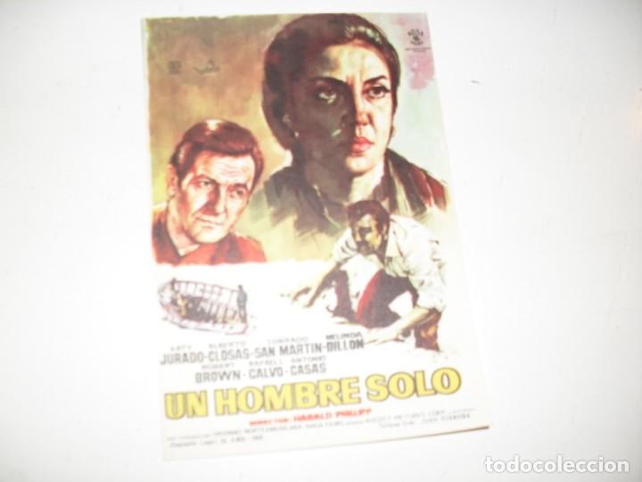 Cine: programa de mano sencillo,sin texto publicitario .titulo: UN HOMBRE SOLO.