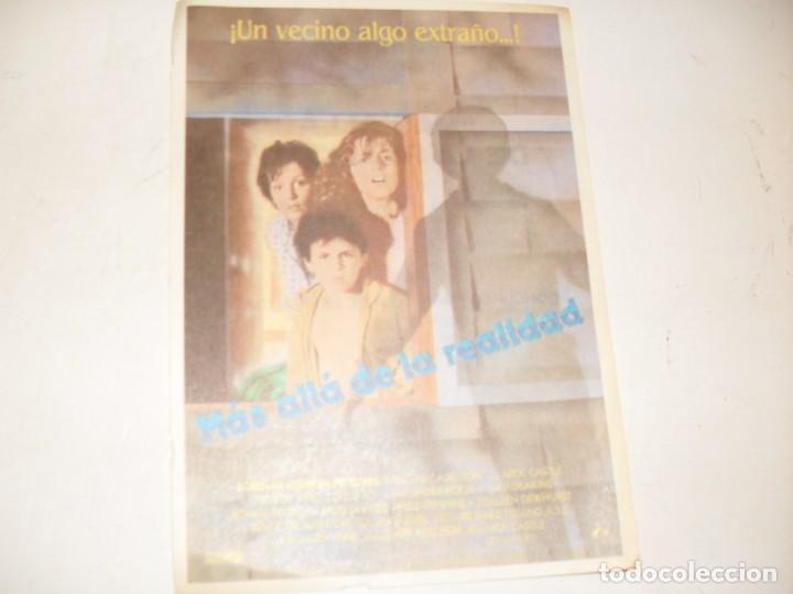  Flyers Publicitaires de films Anciens: programa de mano sencillo,con texto publicitario .titulo: MAS ALLA DE LA REALIDAD.