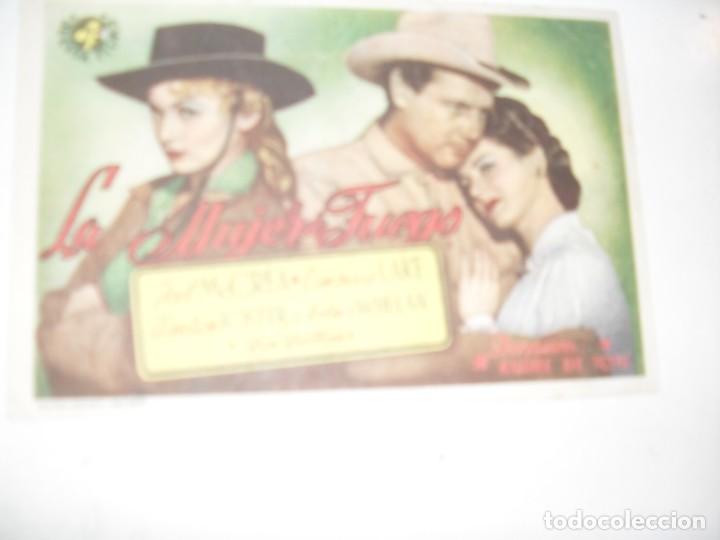  Flyers Publicitaires de films Anciens: programa de mano sencillo,con texto publicitario.titulo: LA MUJER DE FUEGO.