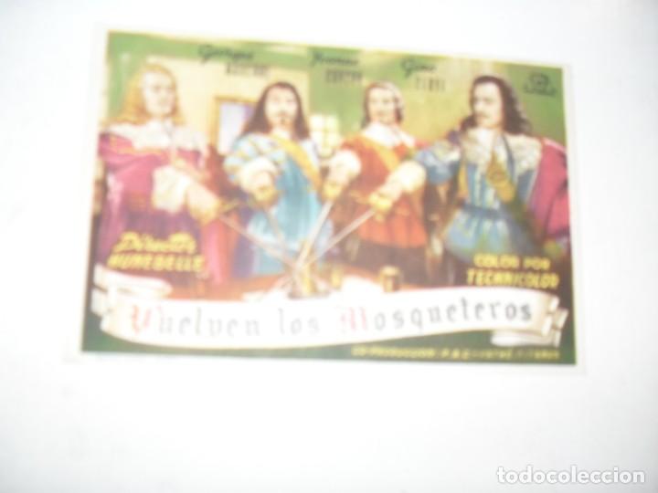  Flyers Publicitaires de films Anciens: programa de mano sencillo,con texto publicitario.titulo: VUELVEN LOS MOSQUETEROS