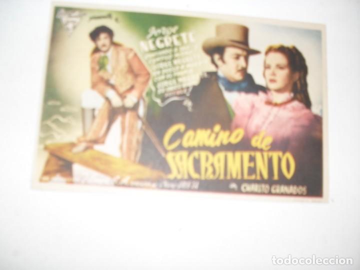 Cine: programa de mano sencillo,sin texto publicitario.titulo: CAMINO DEL SACRAMENTO.