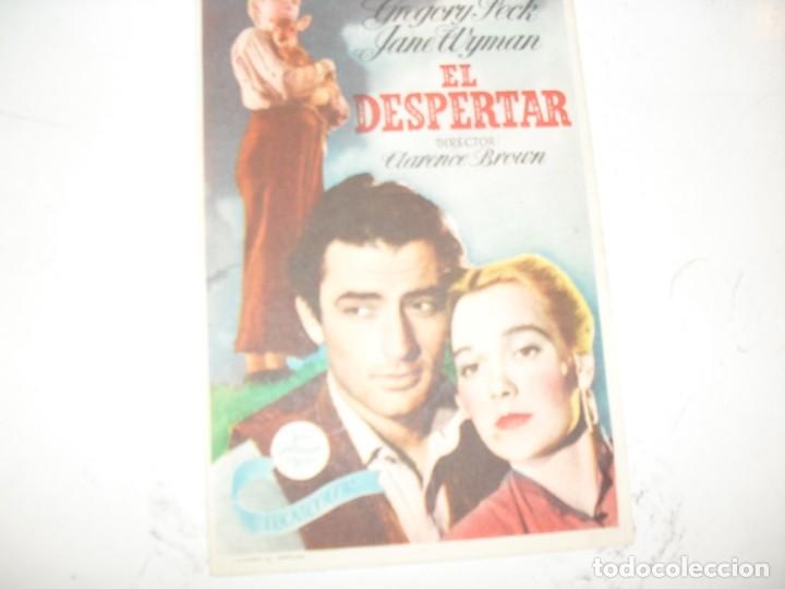Cine: programa de mano sencillo,sin texto publicitario .titulo: EL DESPERTAR (GREGORY PECK).