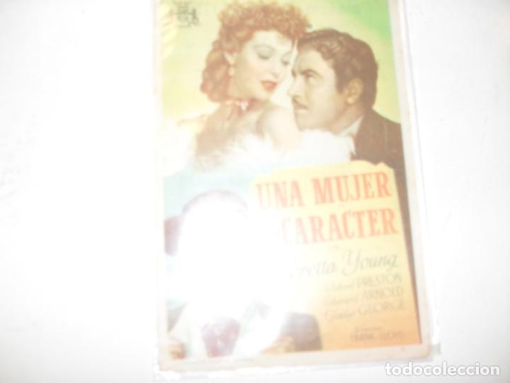  Flyers Publicitaires de films Anciens: programa de mano sencillo,con texto.titulo:UNA MUJER DE CARACTER.