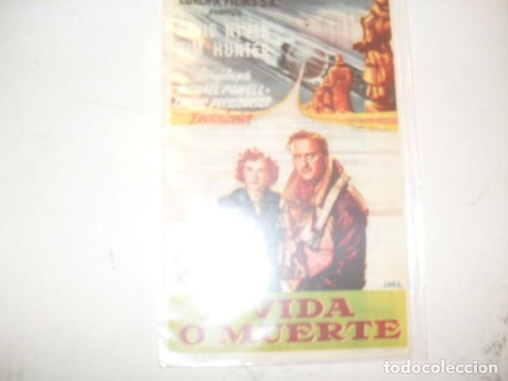 Kino: programa de mano sencillo,con texto publicitario.titulo: A VIDA O MUERTE(DAVID NIVEN).