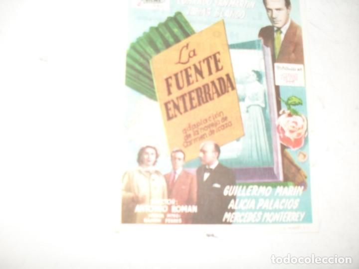 Flyers Publicitaires de films Anciens: programa de mano sencillo,con texto.titulo: LA FUENTE ENTERRADA.