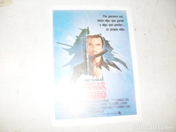 Kino: programa de mano sencillo,sin texto publicitario.titulo: JUGAR DURO (BURT REYNOLDS).