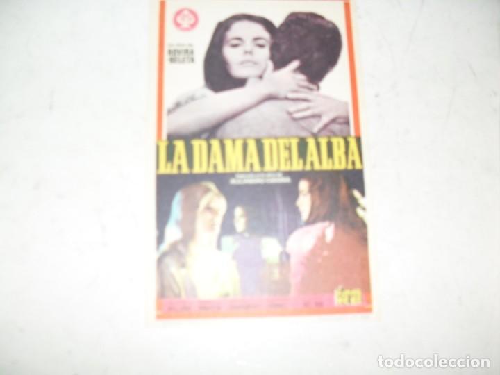  Flyers Publicitaires de films Anciens: programa de mano sencillo,sin texto publicitario.titulo: LA DAMA DEL ALBA.