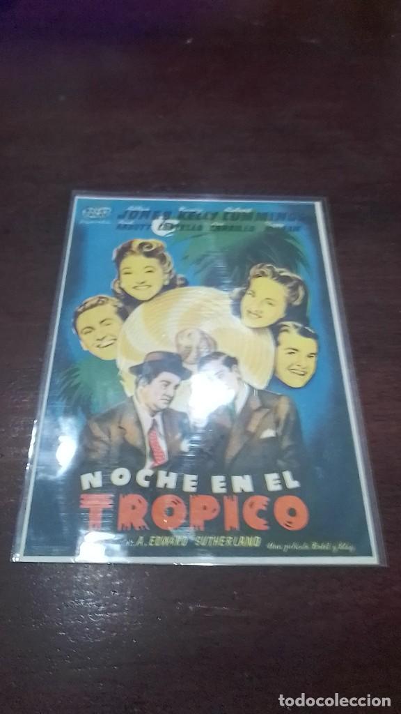 Cine: PROGRAMA O FOLLETO DE MANO DE CINE noche en el tr&oacute;pico - Foto 1