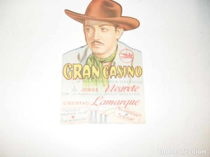  Flyers Publicitaires de films Anciens: programa de mano sencillo,con texto publicitario .titulo: GRAN CASINO (PROGRAMA TROQUELADO)