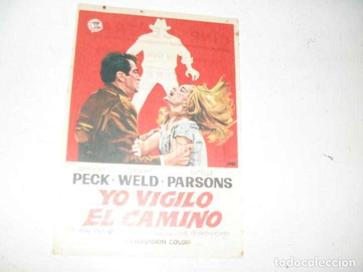  Flyers Publicitaires de films Anciens: programa de mano sencillo,con texto publicitario.titulo: YO VIGILO EL CAMINO (GREGORY PECK),