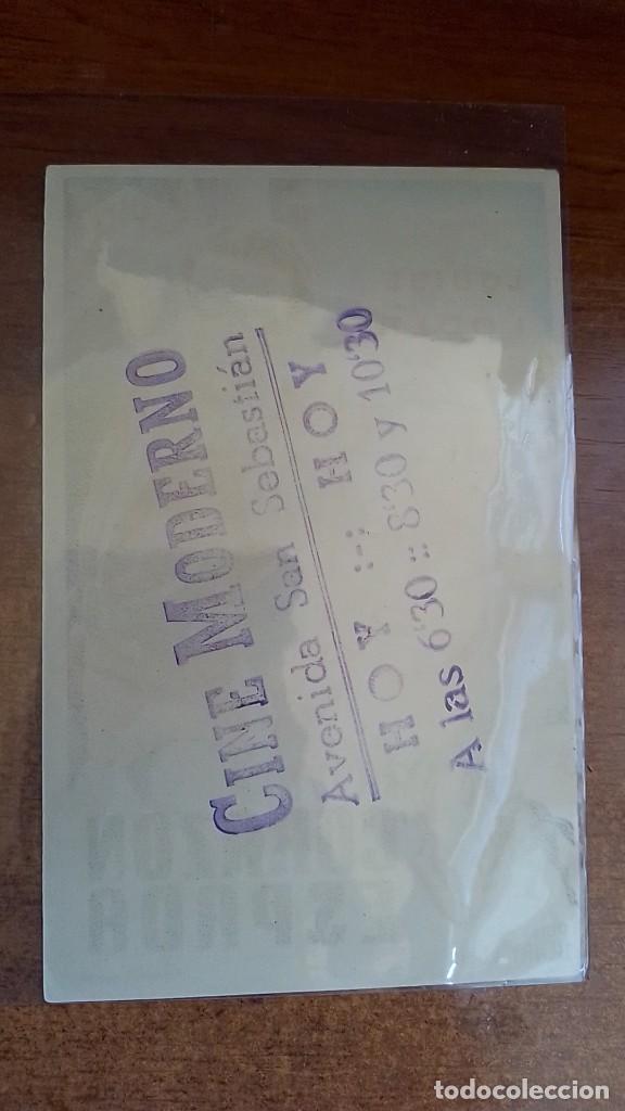 Cine: PROGRAMA O FOLLETO DE MANO DE CINE con coraz&oacute;n y espada - Foto 2