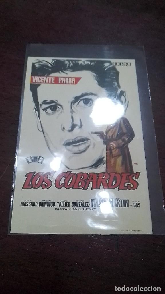 Cine: PROGRAMA O FOLLETO DE MANO DE CINE los cobardes - Foto 1