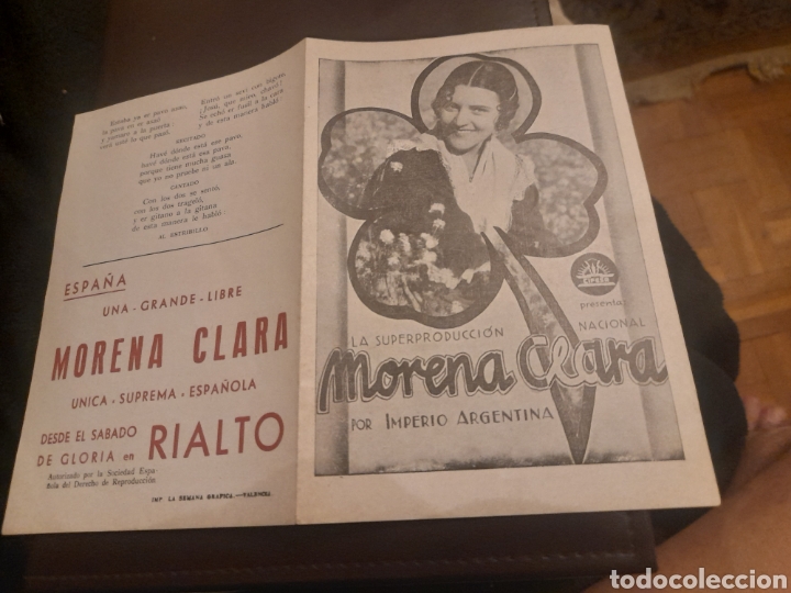 Cine: Antiguo programa de mano, Morena Clara - Foto 1