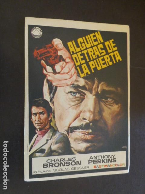 Cine: ALGUIEN DETRAS DE LA PUERTA PROGRAMA DE MANO SIN PUBLICIDAD - Foto 1