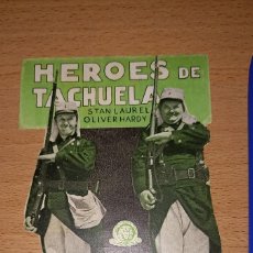 Cine: 25/ HEROES DE TACHUELA, LAUREL Y HARDY, 1934, TROQUELADO, PROGRAMA DE CINE, FOLLETO DE MANO.