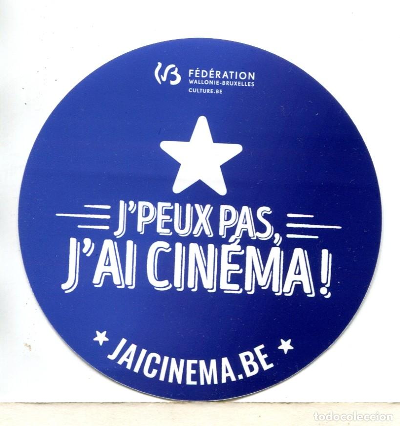 Kino: J&acute;PEUX PAS, J&Aacute;I CINEMA. PEGATINA CIRCULAR.