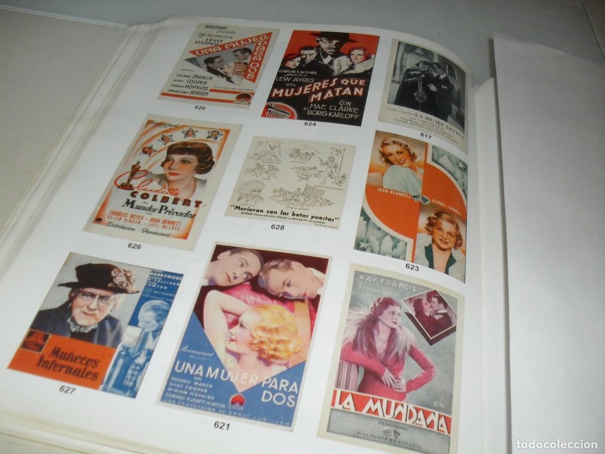  Flyers Publicitaires de films Anciens: LAMINA,EN PAPEL COUCHE,CON REPRODUCCION DE 12 DIFICILES PROGRAMAS DE MANO.EDITADO 2003