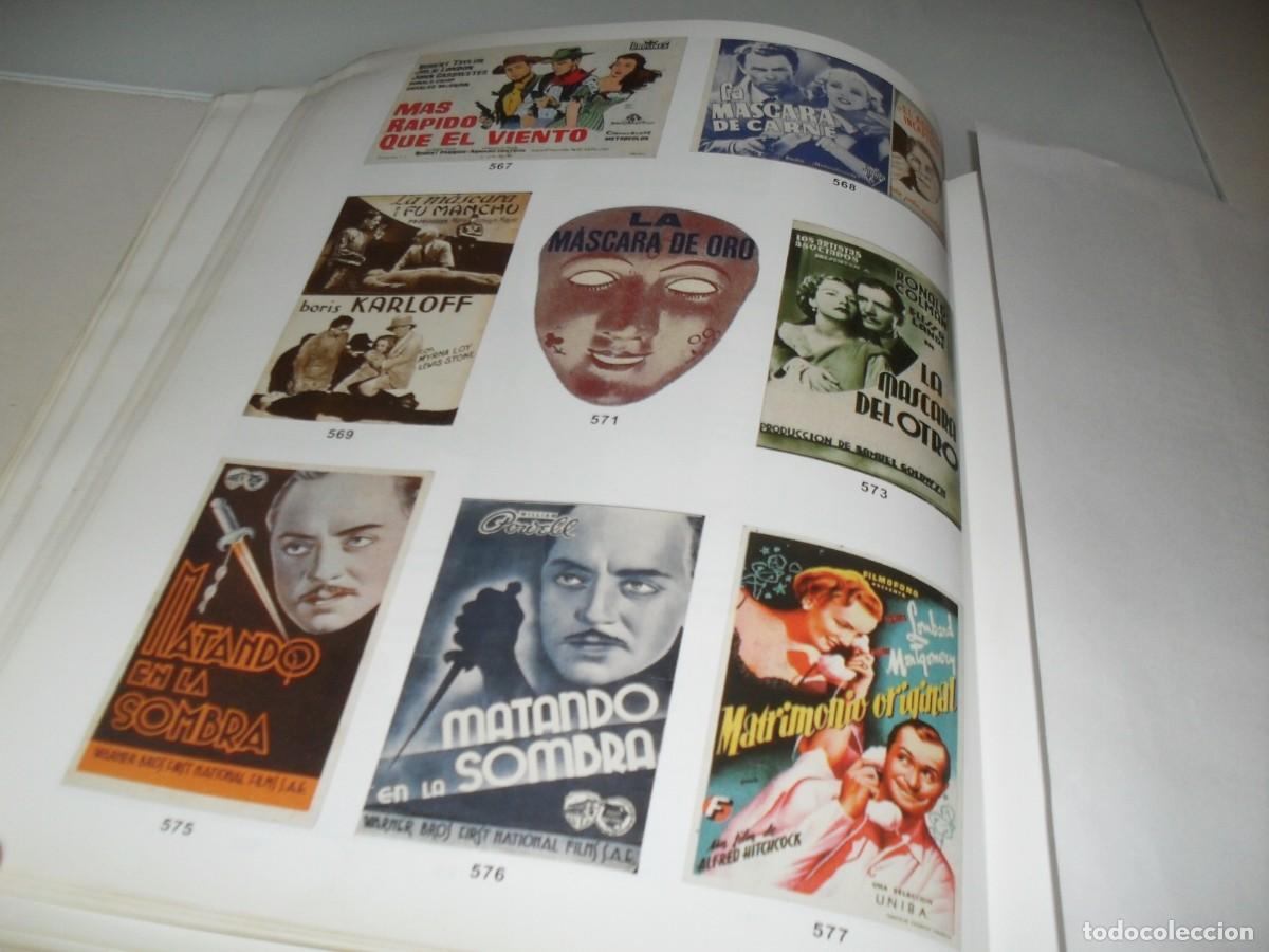  Flyers Publicitaires de films Anciens: LAMINA,EN PAPEL COUCHE,CON REPRODUCCION DE 13 DIFICILES PROGRAMAS DE MANO.EDITADO 2003