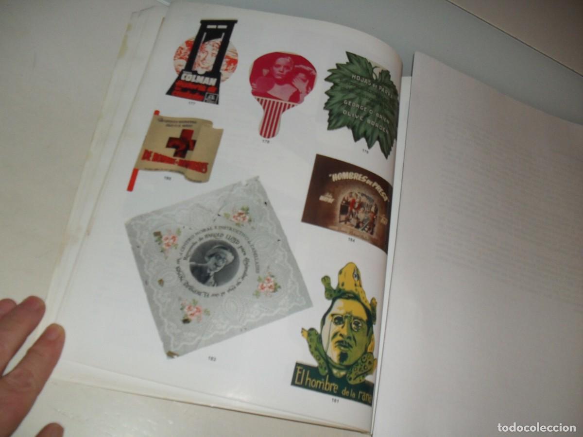  Flyers Publicitaires de films Anciens: LAMINA,EN PAPEL COUCHE,CON REPRODUCCION DE 10 DIFICILES PROGRAMAS DE MANO.EDITADO EN 2004