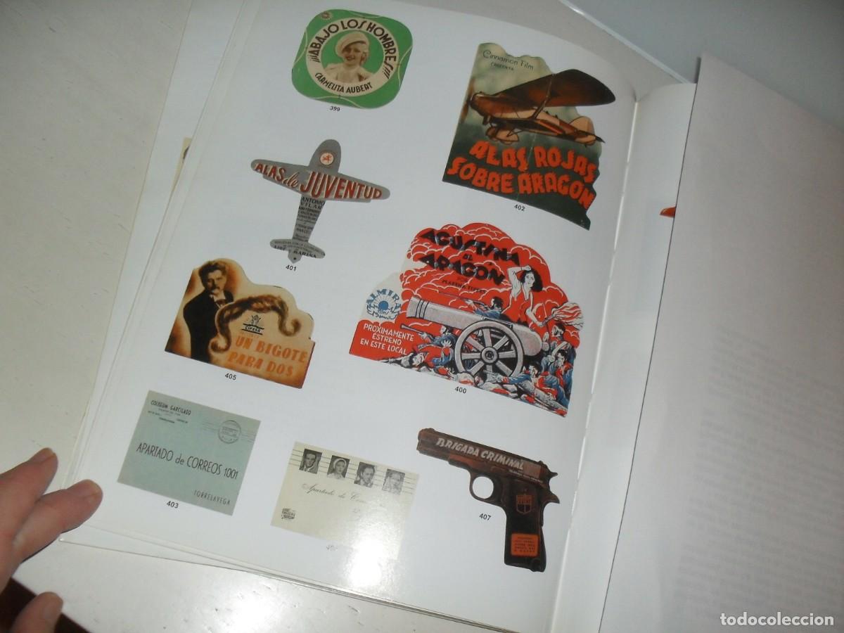  Flyers Publicitaires de films Anciens: LAMINA,EN PAPEL COUCHE,CON REPRODUCCION DE 10 DIFICILES PROGRAMAS DE MANO.EDITADO EN 2004