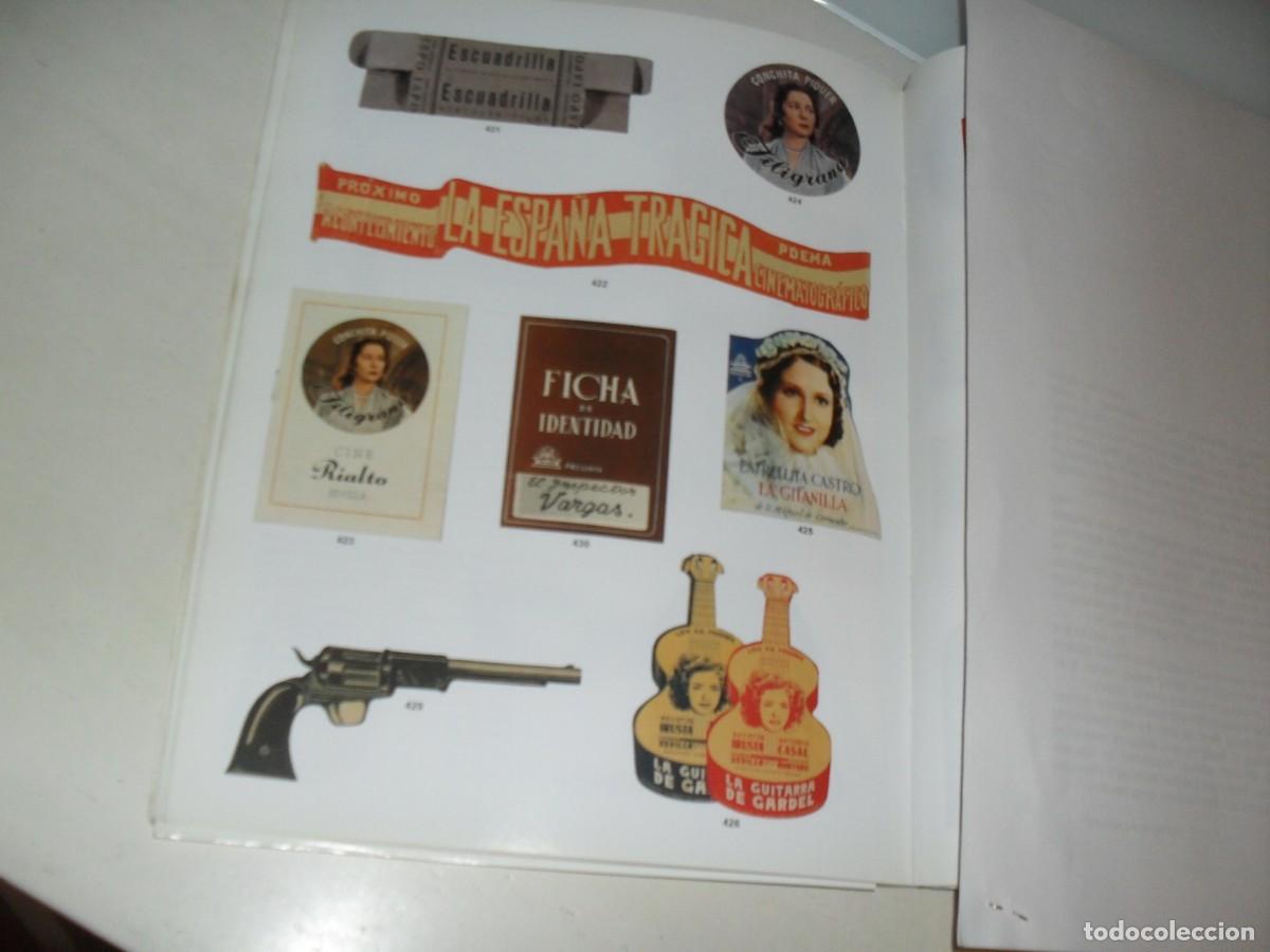  Flyers Publicitaires de films Anciens: LAMINA,EN PAPEL COUCHE,CON REPRODUCCION DE 11 DIFICILES PROGRAMAS DE MANO.EDITADO EN 2004