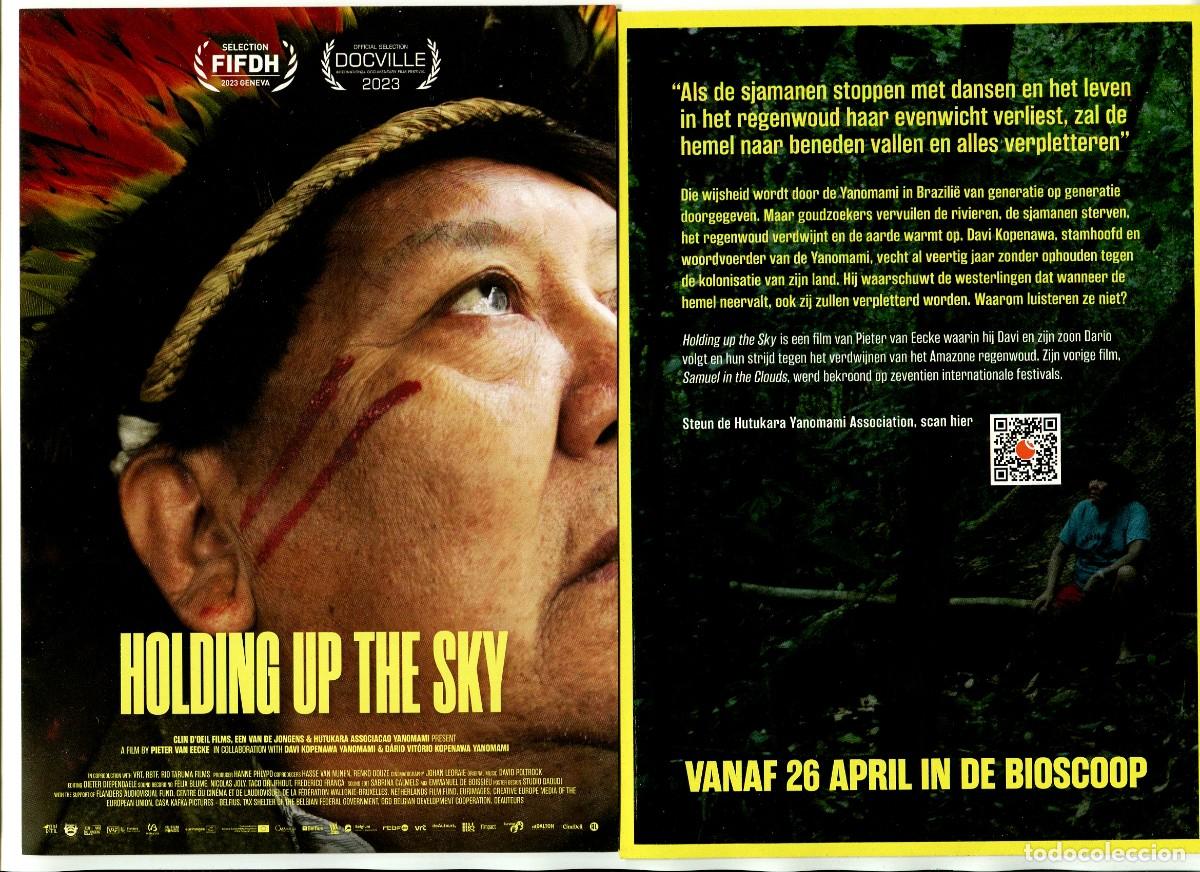 Cine: HOLDING UP THE SKY, de Pieter Van Eeckel. 15 X 21 cms.. - Foto 1