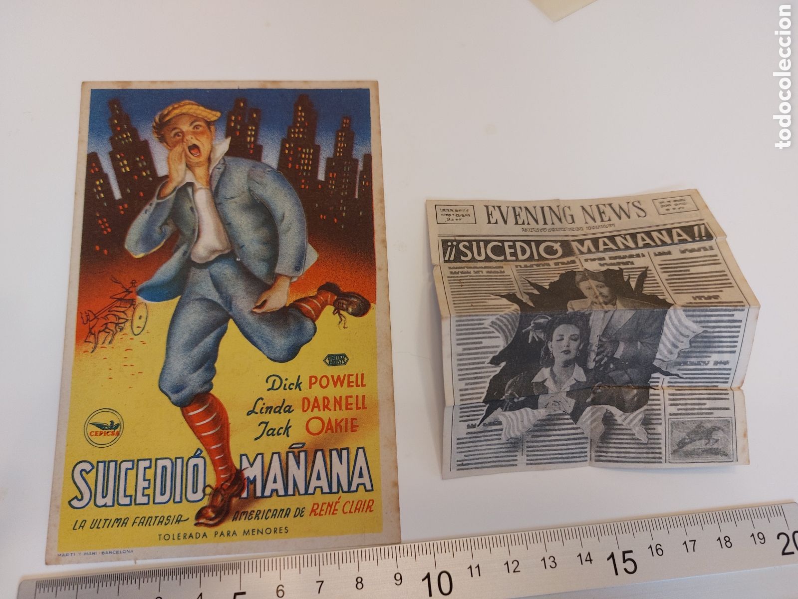 Folhetos de m&atilde;o de filmes antigos de cinema: Programa troquelado Sucedio ma&ntilde;ana con peri&oacute;dico Dick Powell, publicidad cine Cord&oacute;n