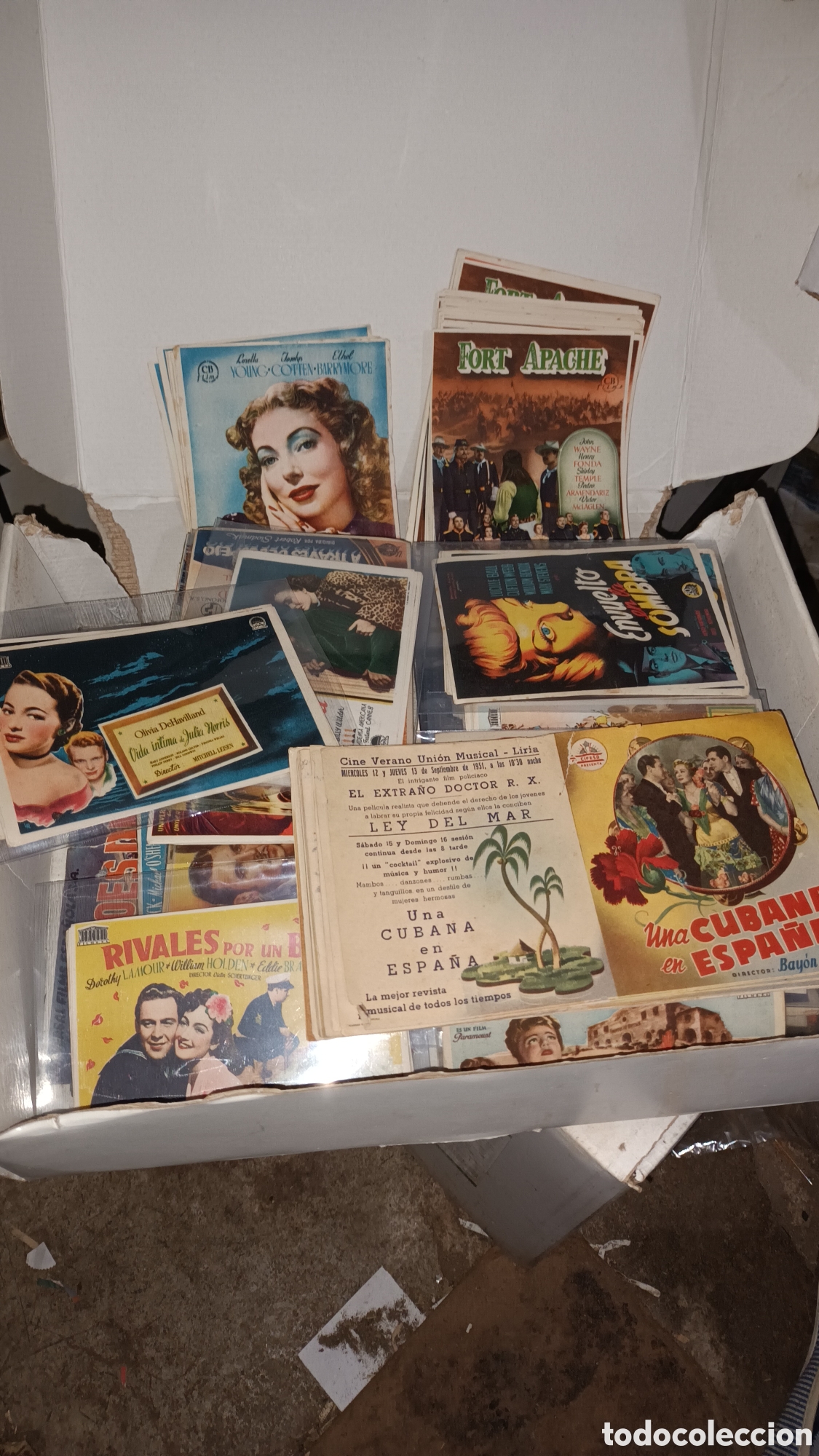 Cine: M&aacute;s de 2 kg de programas o folletos de mano, leer detenidamente la descripci&oacute;n